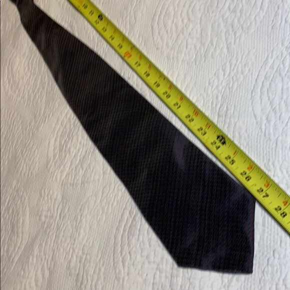 Perry Ellis silk tie - Picture 6 of 6